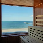 Poem - Roof Pool & Panoramic Sea View 艾福雷诺德