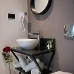 Poem - Roof Pool & Panoramic Sea View 4* 艾福雷诺德