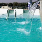 Poem - Roof Pool & Panoramic Sea View 艾福雷诺德