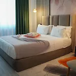 Poem - Roof Pool & Panoramic Sea View 酒店 4*