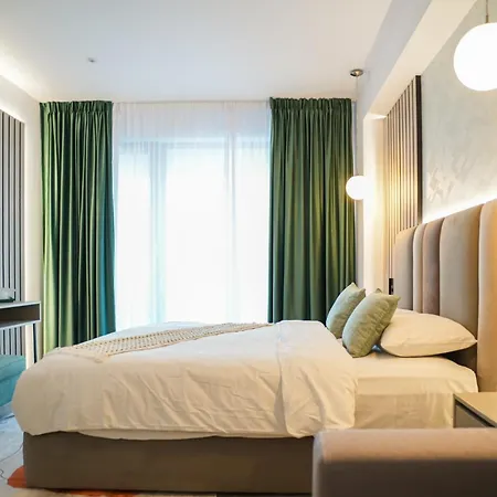 Hotel Poem Sea View 4*