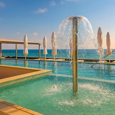 Hotel Poem - Infinity Pool & Panoramic Sea View 4*