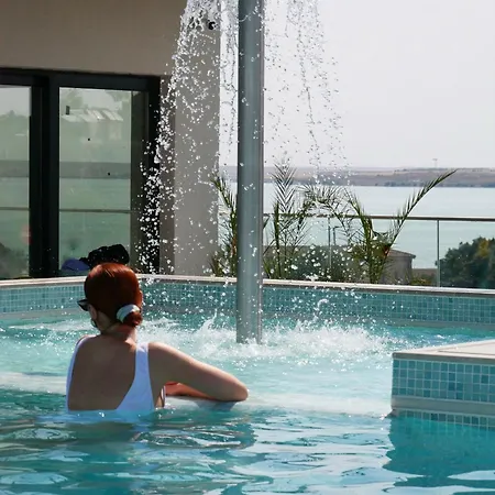 Poem - Roof Pool & Panoramic Sea View Észak-Eforie