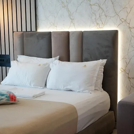 Szálloda Poem - Roof Pool & Panoramic Sea View 4*